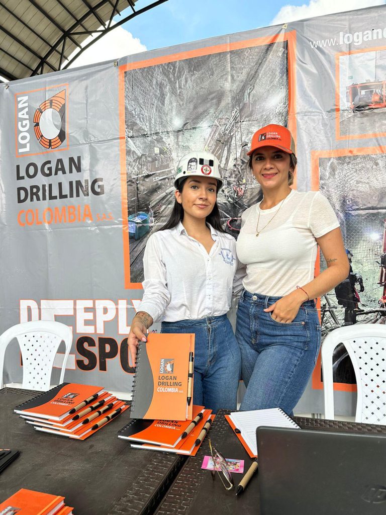 Logan Drilling y Paula Minería